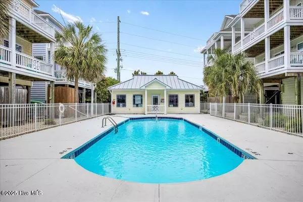 Surf City, NC 28445,123 Coastal Cay