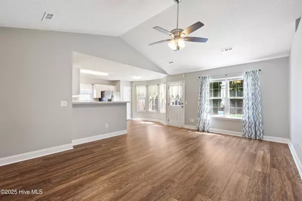 Belville, NC 28451,690 Oak Branches Close SE