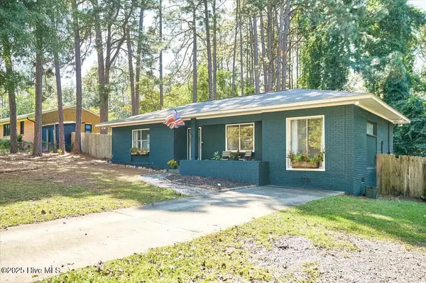 Southern Pines, NC 28387,580 W Maine AVE