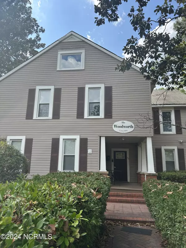 180 N Bennett ST #5, Southern Pines, NC 28387