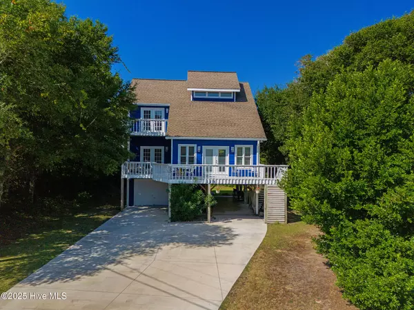 119 Indigo DR, Emerald Isle, NC 28594