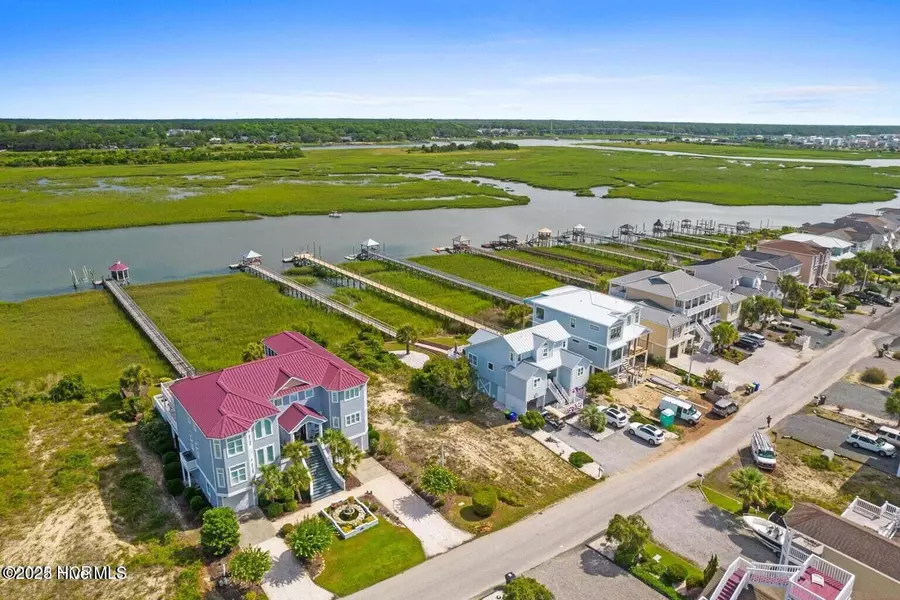196 W Fourth ST, Ocean Isle Beach, NC 28469