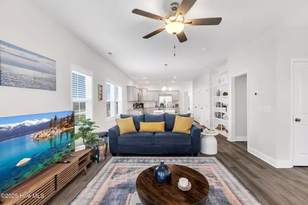 Cedar Point, NC 28584,102 Orca WAY