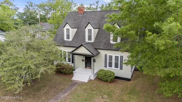 Maxton, NC 28364,301 W Central ST