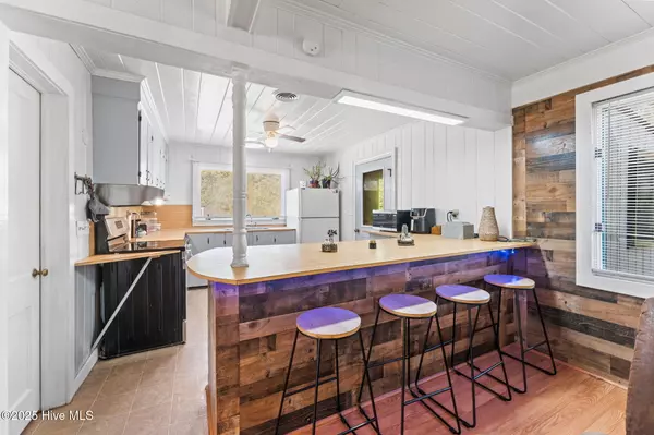 Bolivia, NC 28422,490 Vineyard Landing RD SE