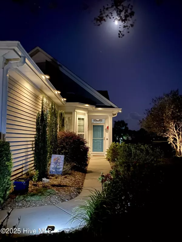 Southport, NC 28461,5203 Windward WAY