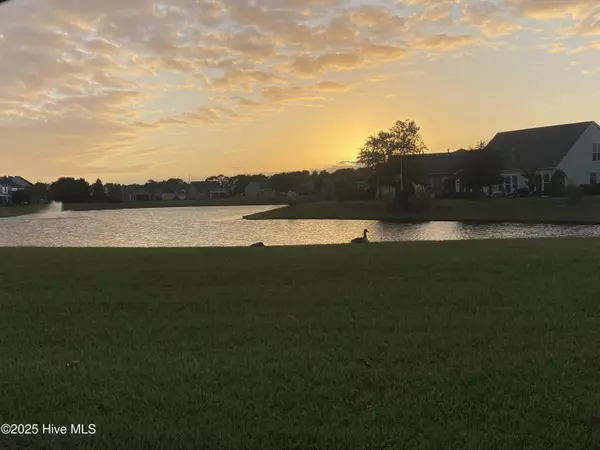 Southport, NC 28461,5203 Windward WAY