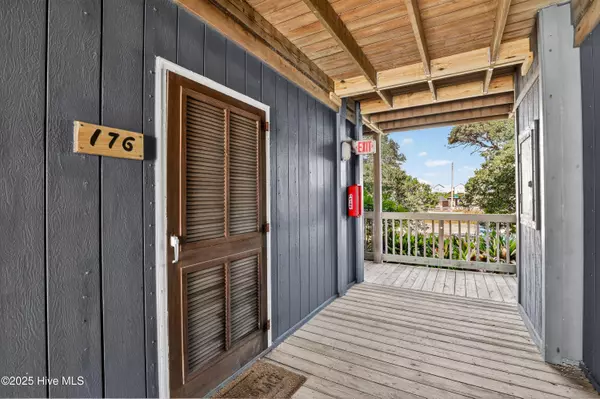 North Topsail Beach, NC 28460,2182 New River Inlet RD #Unit 176