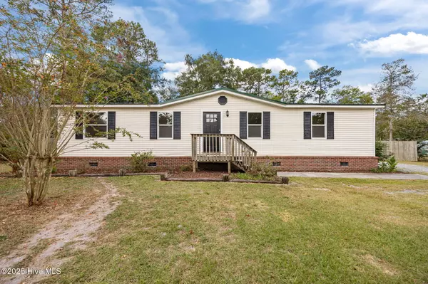 132 Topsail Lake DR, Hampstead, NC 28443