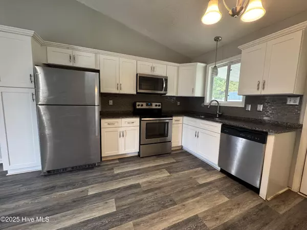 Jacksonville, NC 28546,155 Pine Crest DR