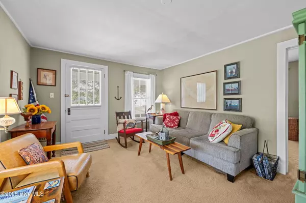 Oriental, NC 28571,506 Broad ST