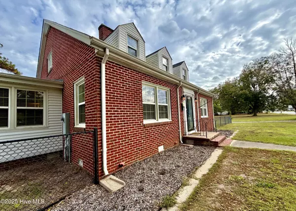 La Grange, NC 28551,406 N Caswell ST