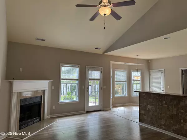 Wilmington, NC 28412,350 Hanna DR