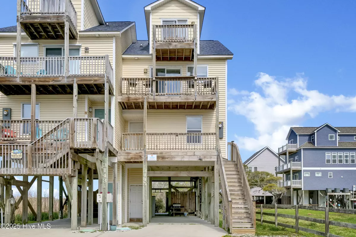 North Topsail Beach, NC 28460,3145 Island DR