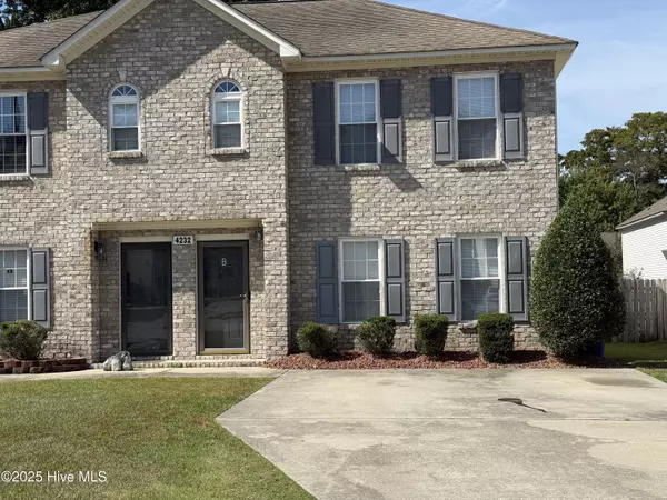 4232 Brook Creek LN #B, Greenville, NC 27858