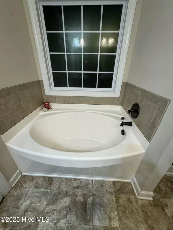 Pikeville, NC 27683,510 Planters Ridge DR
