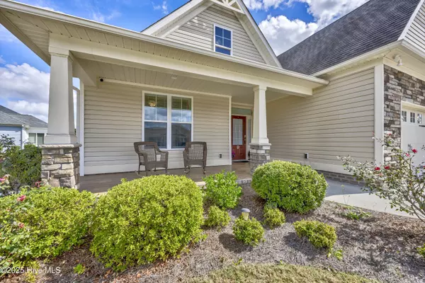 Leland, NC 28451,8172 Garden Pointe DR