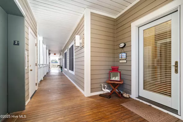 Oriental, NC 28571,300 Midyette ST ## A8