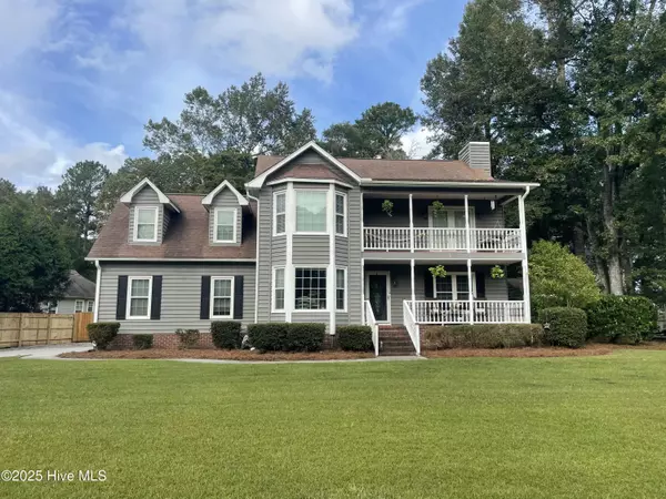 104 Spring Chase LN, Rocky Point, NC 28457