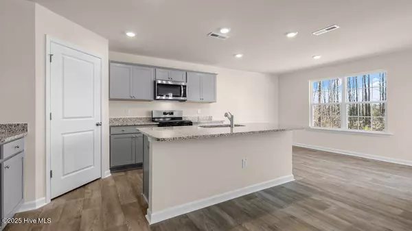 Sanford, NC 27332,275 Palm DR