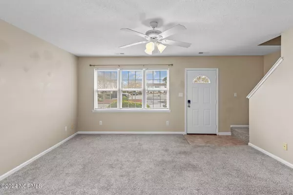 Swansboro, NC 28584,94 Century CT