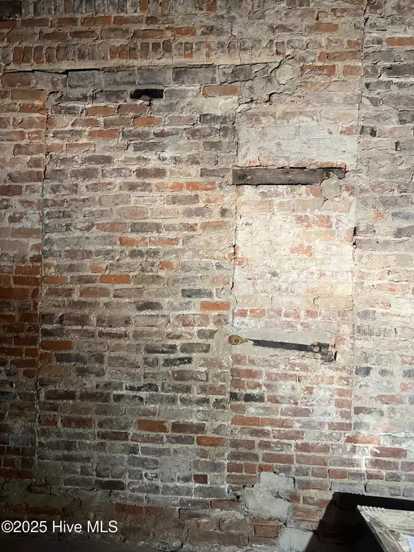 Sanford, NC 27330,107 Wicker ST