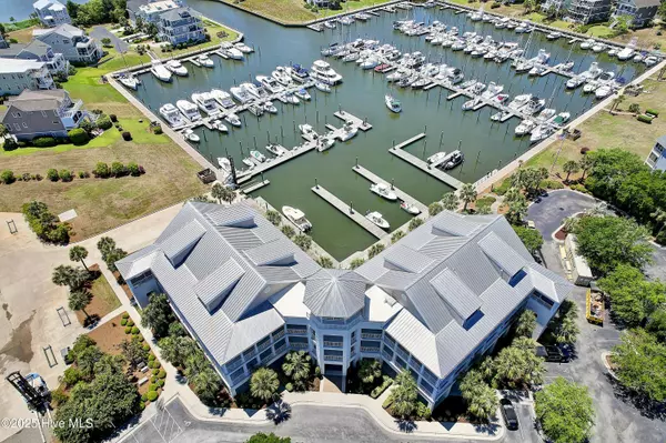2571 St James DR SE #205, Southport, NC 28461