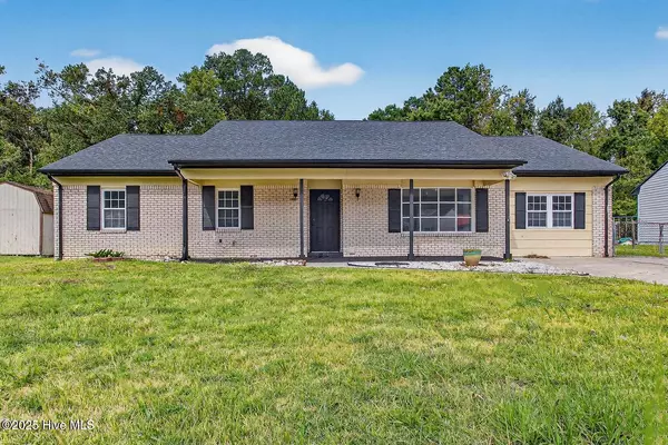 144 Balsam RD, Jacksonville, NC 28546