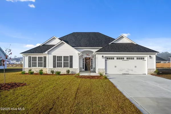 51 N Ardsley LN, Rocky Point, NC 28457