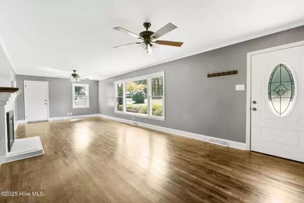 Hamlet, NC 28345,302 Juanita AVE