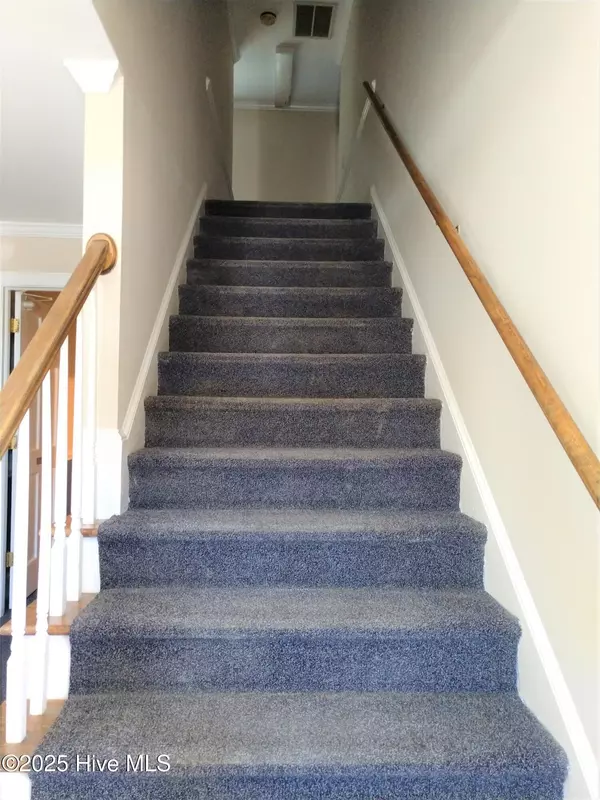 Greenville, NC 27834,823 Evans ST #C