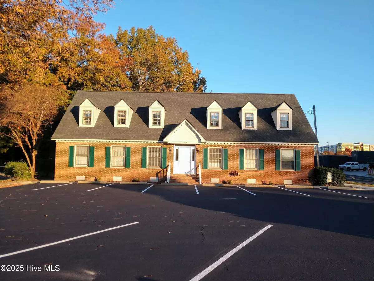 Greenville, NC 27834,823 Evans ST #D