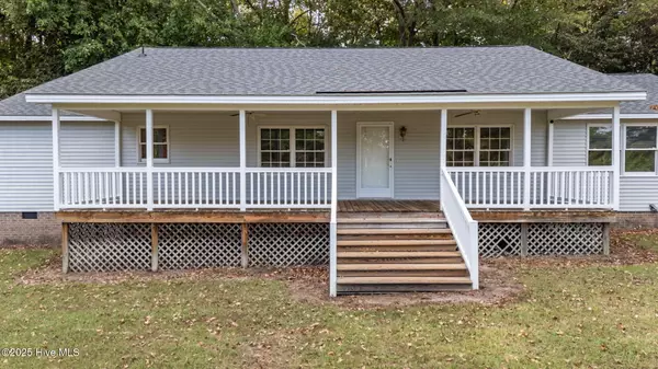 Whitakers, NC 27891,8782 Red Oak RD