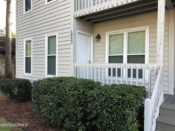 1843 Savannah CT #A6, Wilmington, NC 28403