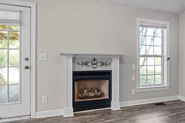 Grimesland, NC 27837,602 Eagles Nest RD