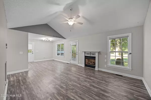 Grimesland, NC 27837,602 Eagles Nest RD