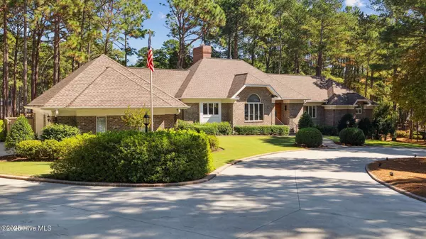 Pinehurst, NC 28374,11 Mcmichael DR