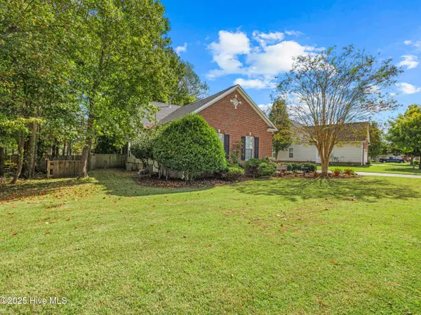 Jacksonville, NC 28540,200 Fairmont LN