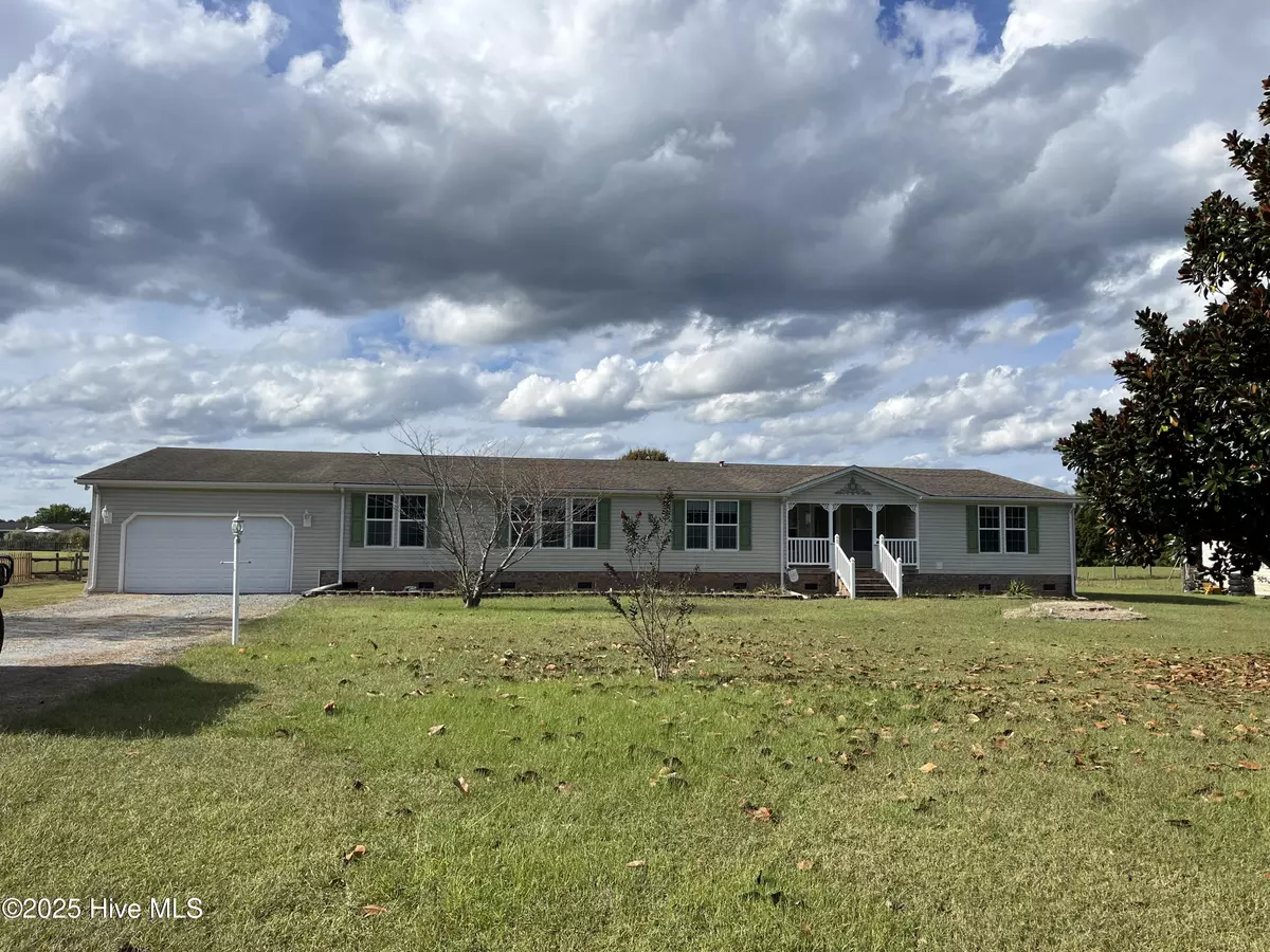 Gates, NC 27937,19 Kelly ST