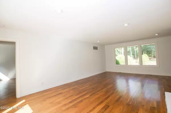 Pinehurst, NC 28374,100 Beaver LN