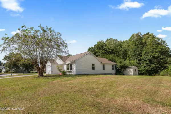 Jacksonville, NC 28546,314 Pebble LN