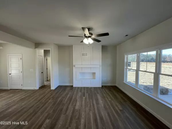 Pikeville, NC 27863,307 Creeks Edge DR