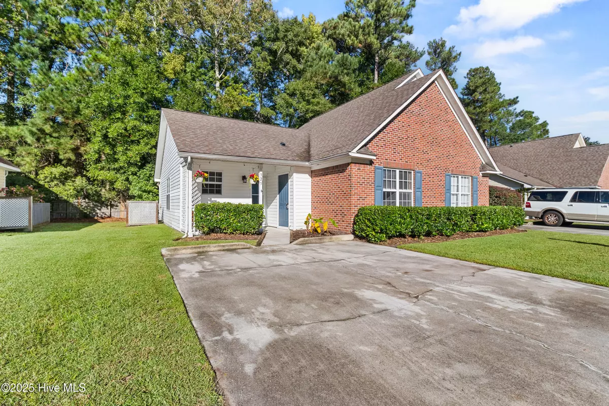 Wilmington, NC 28405,325 Saint Rosea DR