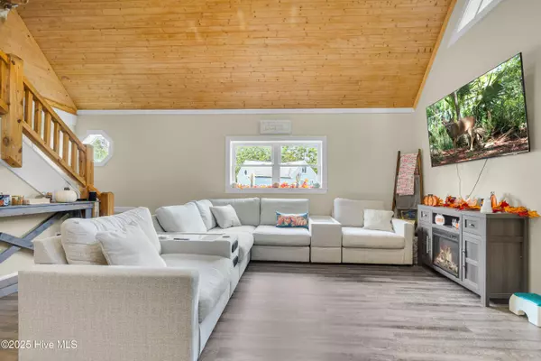 Oriental, NC 28571,7208 Brigantine BLVD