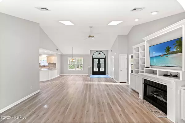 Calabash, NC 28467,519 Boundaryline DR NW