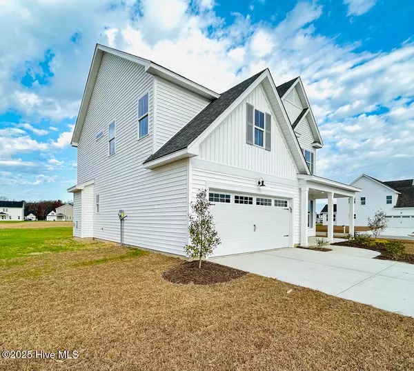 Hubert, NC 28539,808 Tupelo Tree DR