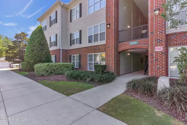 Wilmington, NC 28412,2820 Bloomfield LN #Unit 204