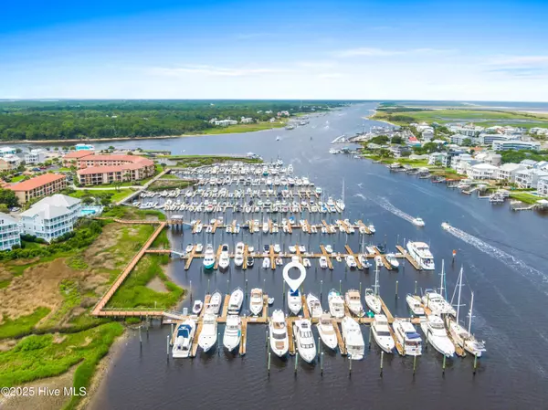 Carolina Beach, NC 28428,87 Harbour Point Yacht Club LN