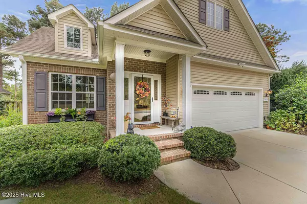 Pinehurst, NC 28374,305 Thorne RD