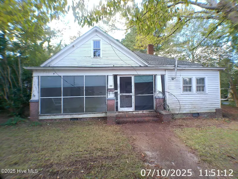 409 N Haughton ST, Williamston, NC 27892